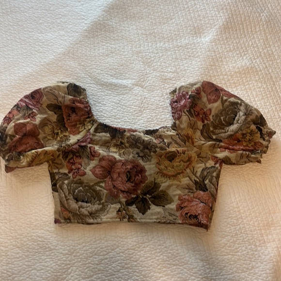 SHEIN - Cropped Tapestry Boned Top/ Medium - Picture 5 of 8